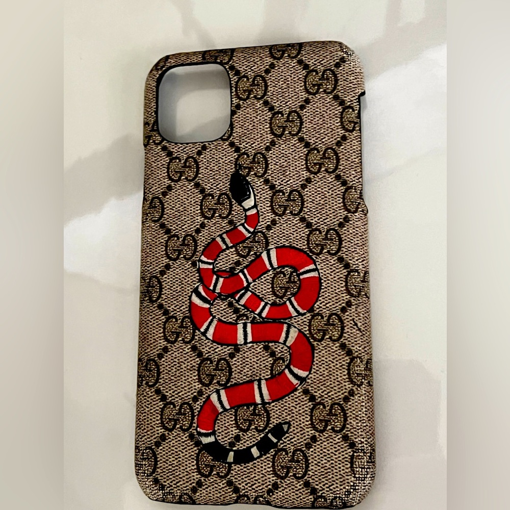 iPhone 11 Pro Max GG case red snake